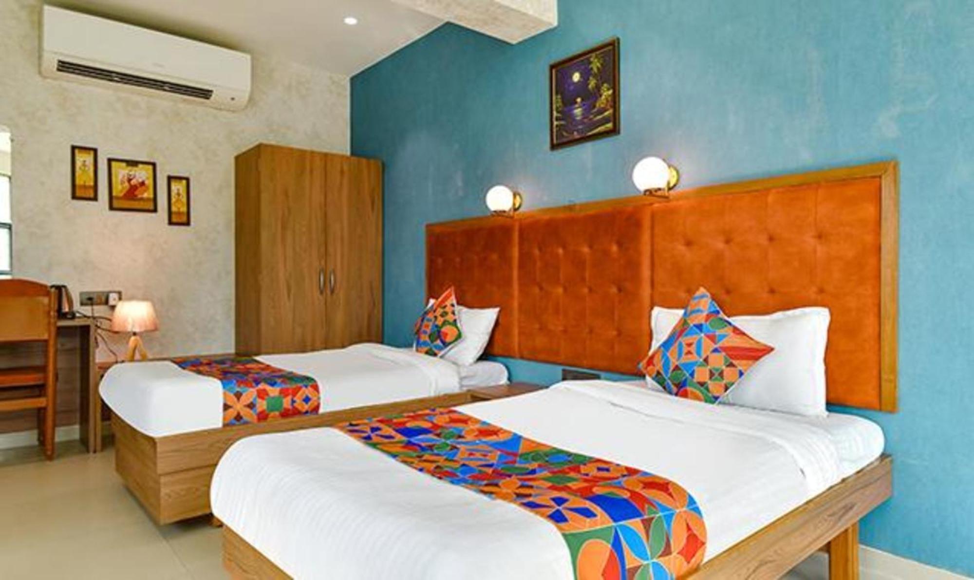 Fabhotel Siddharth Corporate - Vavol, Gandhinagar Kültér fotó