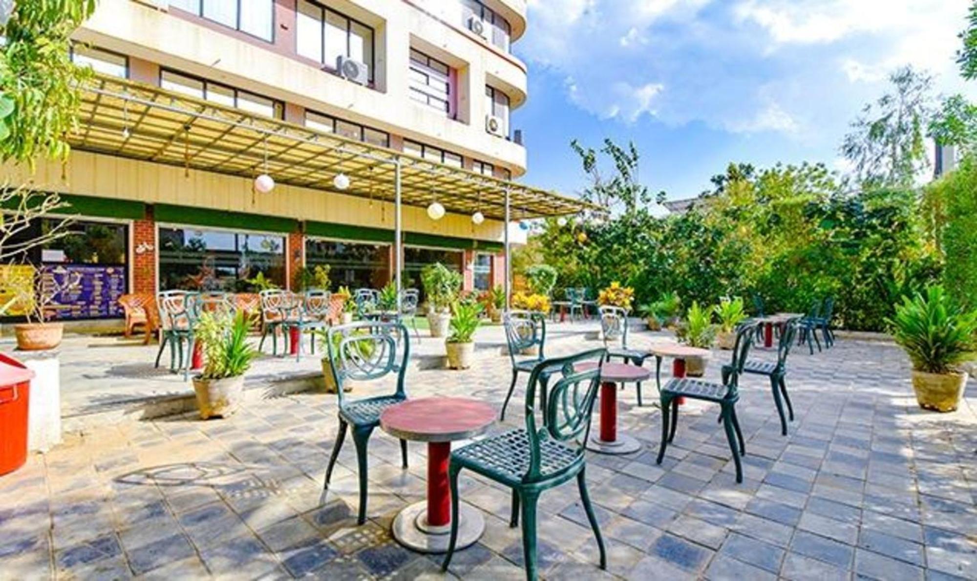 Fabhotel Siddharth Corporate - Vavol, Gandhinagar Kültér fotó